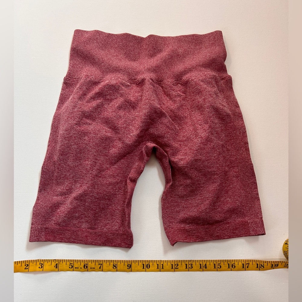 Curve hugging exercise shorts